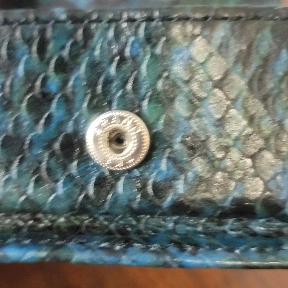 BCBG Max Azria Coin Pouch Blue Green‎ Snakeskin Print Coin Purse VTG